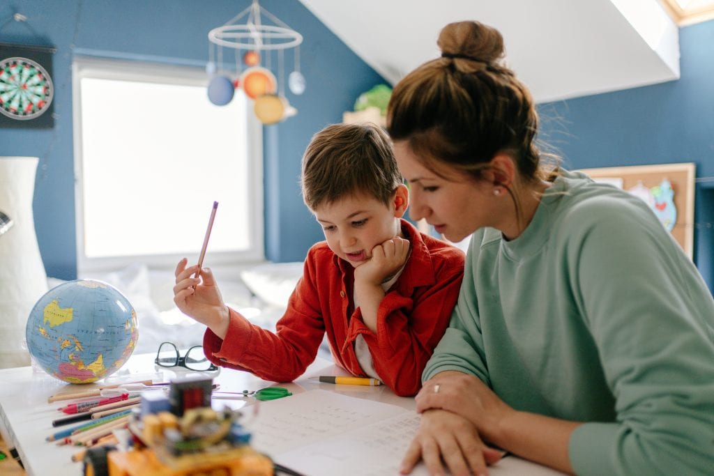 Défendons la liberté fondamentale des parents de pratiquer l'école à la maison !