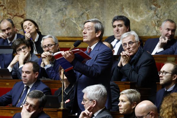 Charles de Courson est l'un des plus ardents défenseurs de cette liberté d'instruire en famille, dont il a lui-même bénéficié.